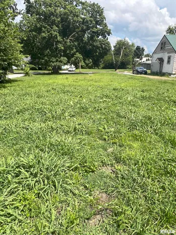 $6,500 | 715 North Diamond Street, Jacksonville, IL 62650