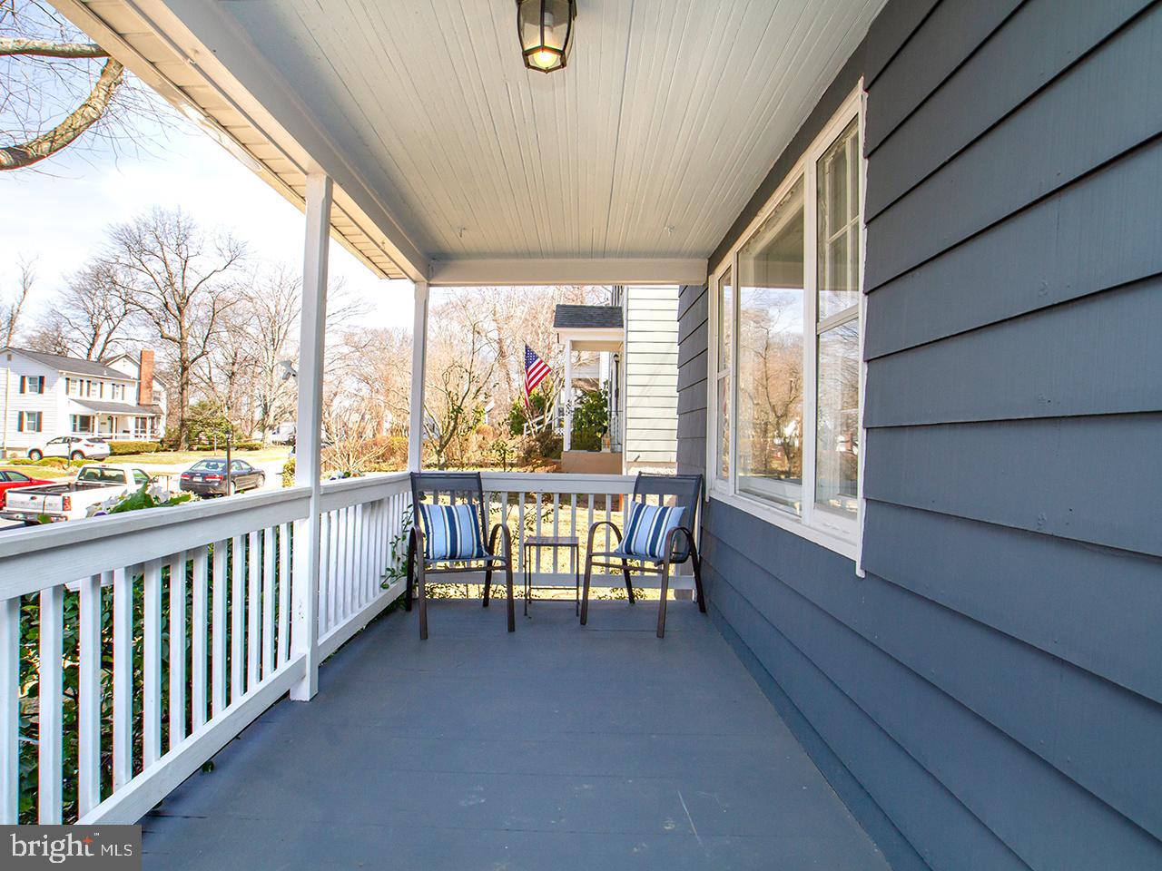 503 Brook Road Towson, MD 21286 - Photo 6 of 61 Covered front porch