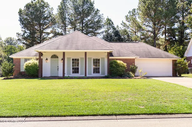 $269,900 | 2012 Bayberry Drive, Flowood, MS 39232