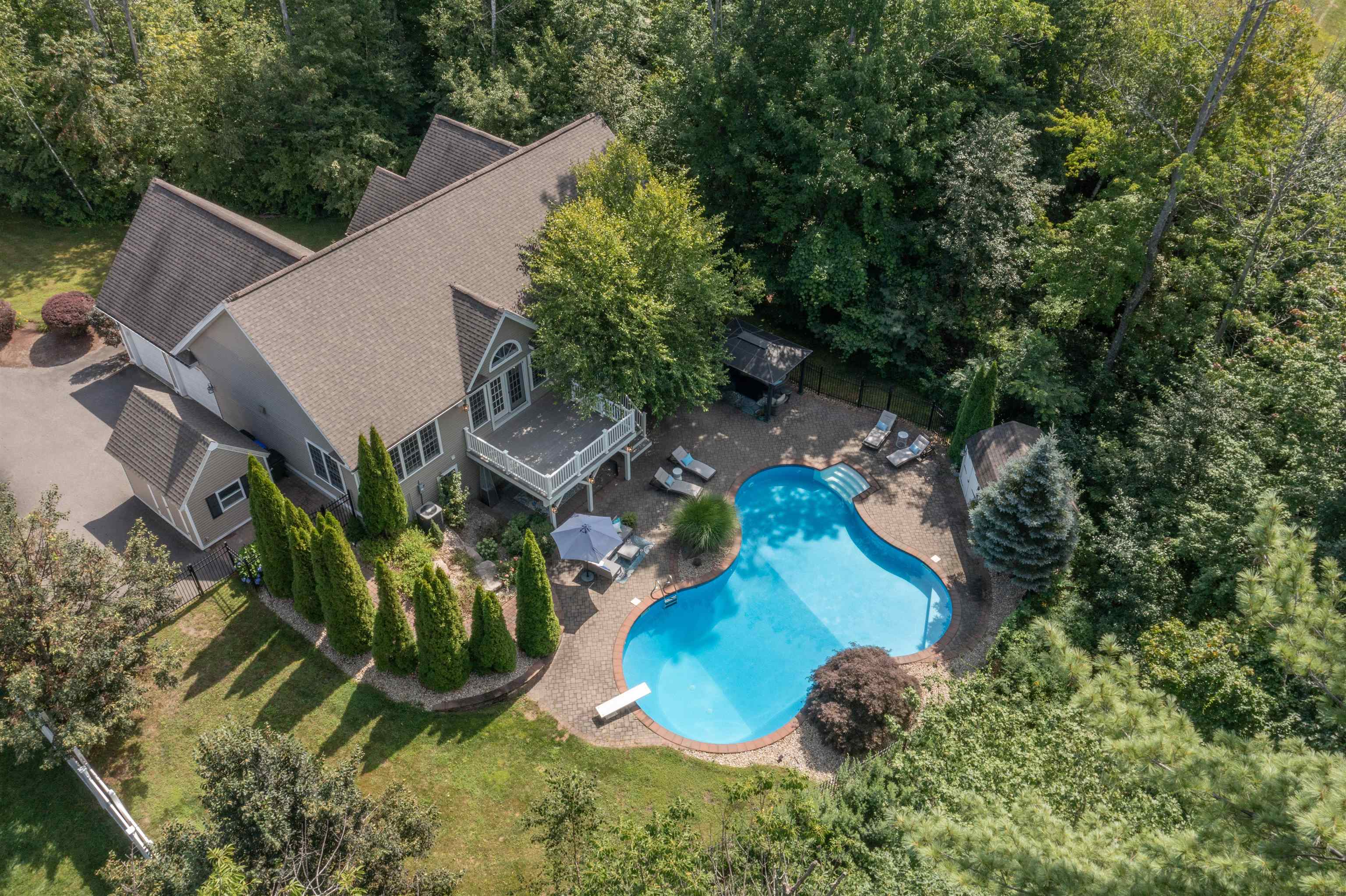 18 Streamside Drive Manchester, NH 03102 - Photo 37 of 40 Gallery Image 37