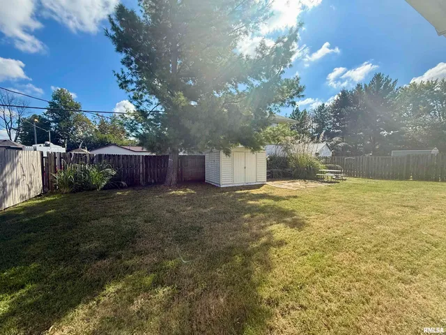 $98,000 | 315 South Jackson Street, Rushville, IL 62681