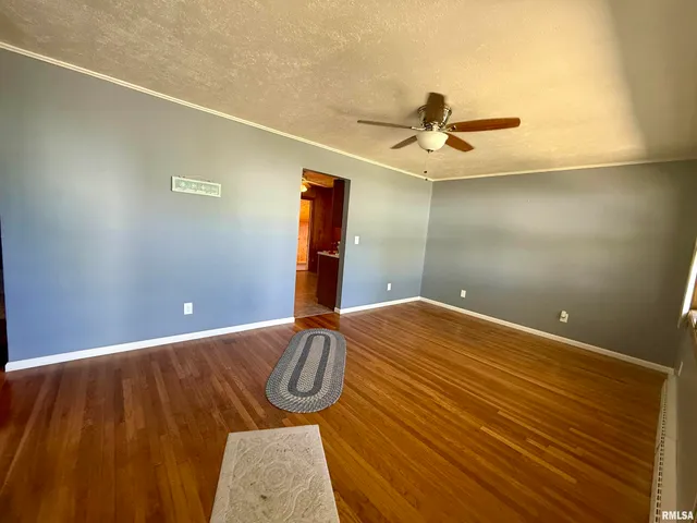 $98,000 | 315 South Jackson Street, Rushville, IL 62681