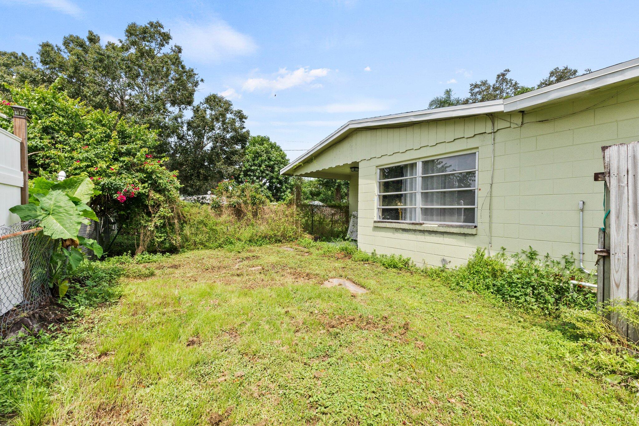 700 Brack Road Fort Pierce, FL 34982 - Photo 16 of 18 21-web-or-mls-DSC01569