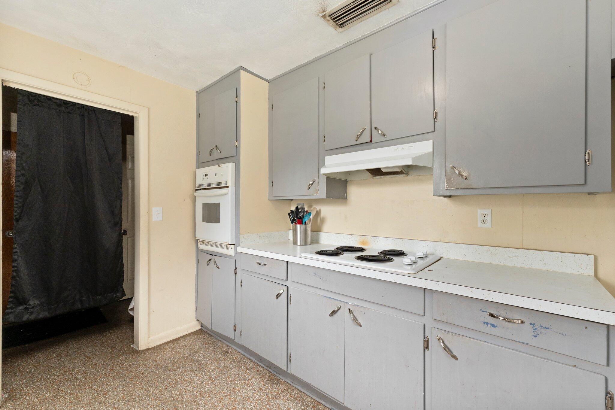700 Brack Road Fort Pierce, FL 34982 - Photo 8 of 18 10-web-or-mls-DSC01512
