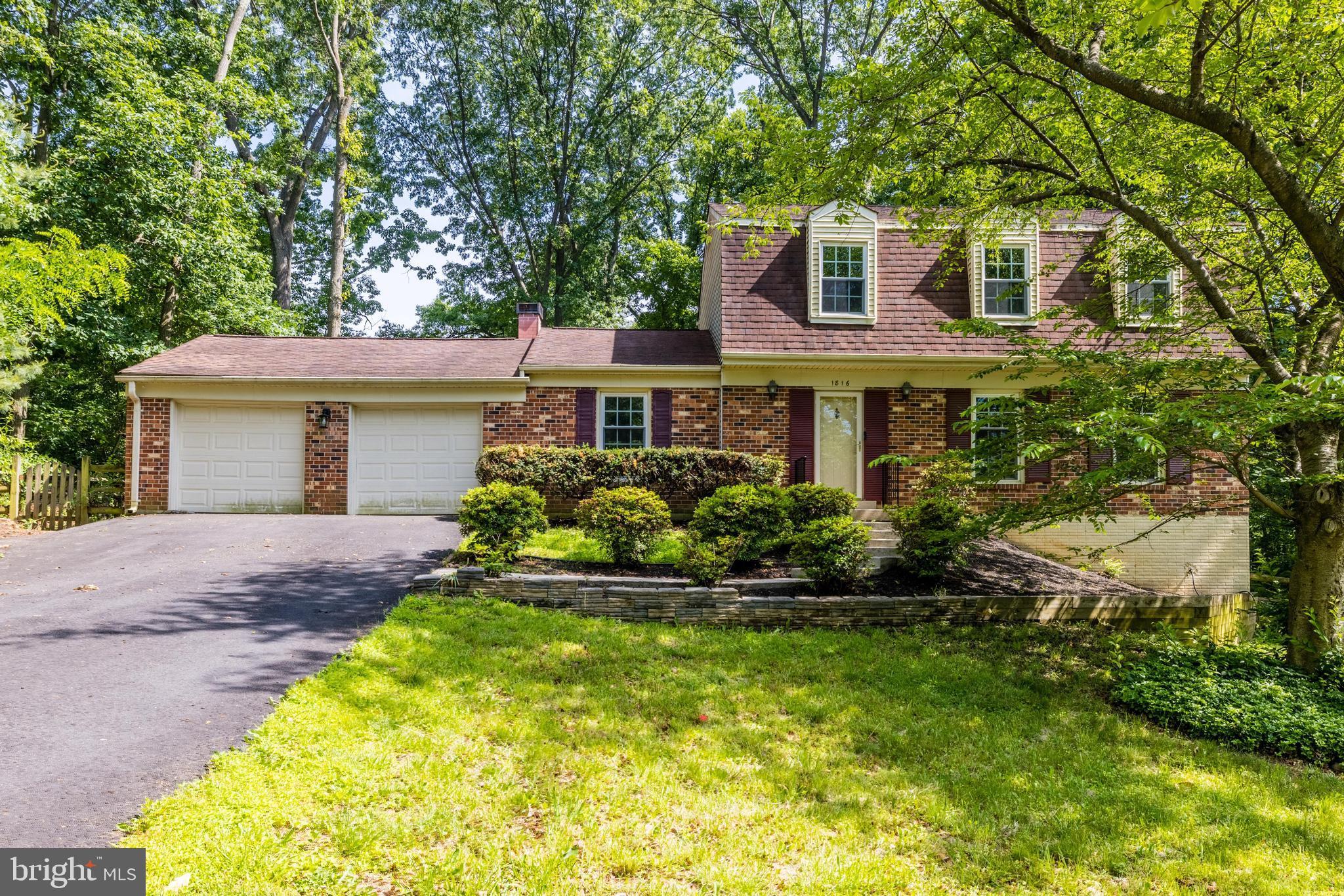 1816 Post Oak Trail Reston, VA 20191 - Photo 1 of 58 Brick front