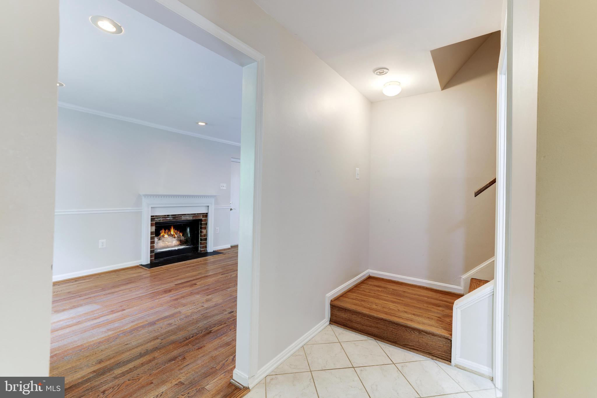 1816 Post Oak Trail Reston, VA 20191 - Photo 23 of 58