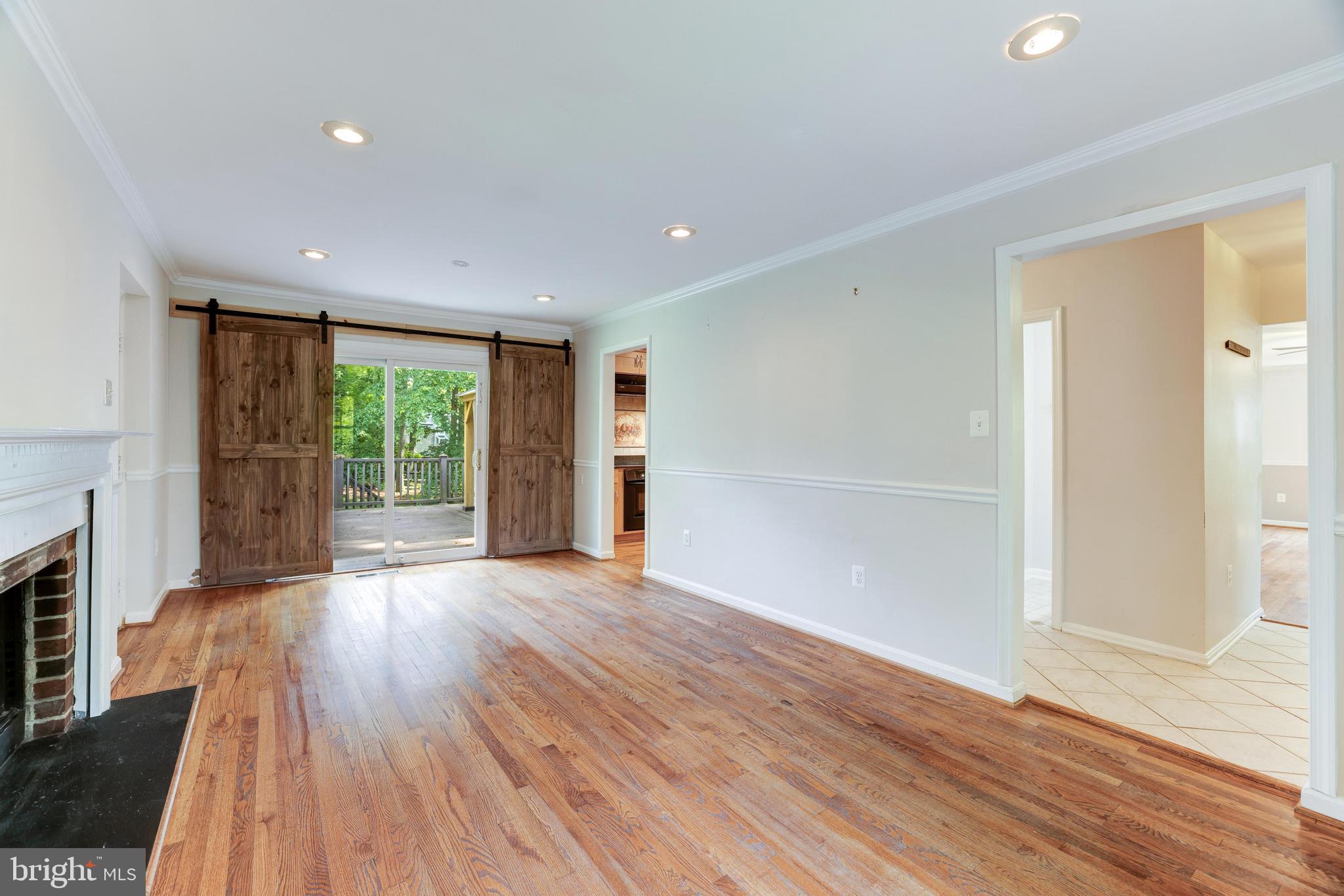 1816 Post Oak Trail Reston, VA 20191 - Photo 25 of 58