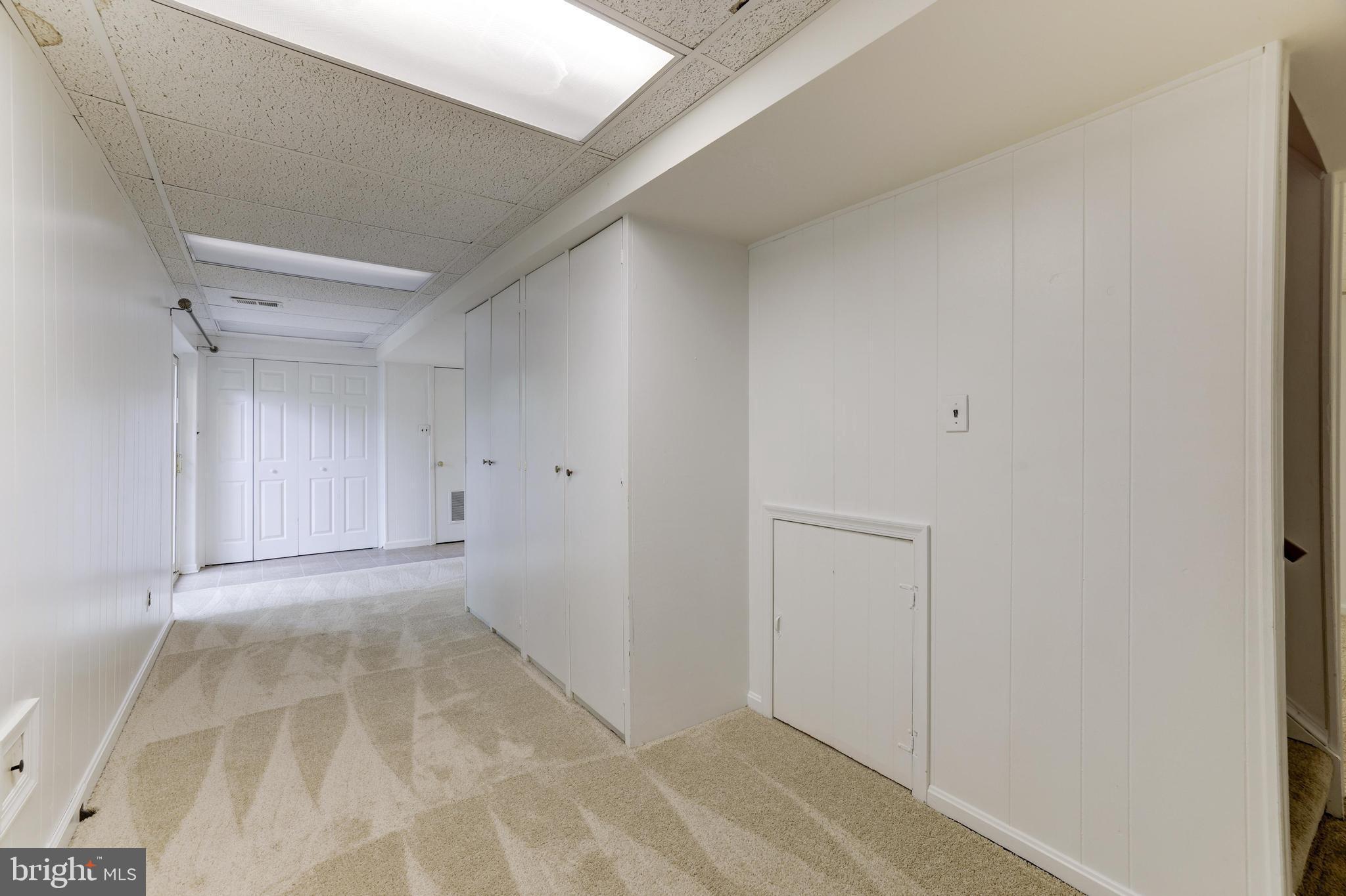 1816 Post Oak Trail Reston, VA 20191 - Photo 37 of 58 Lower level