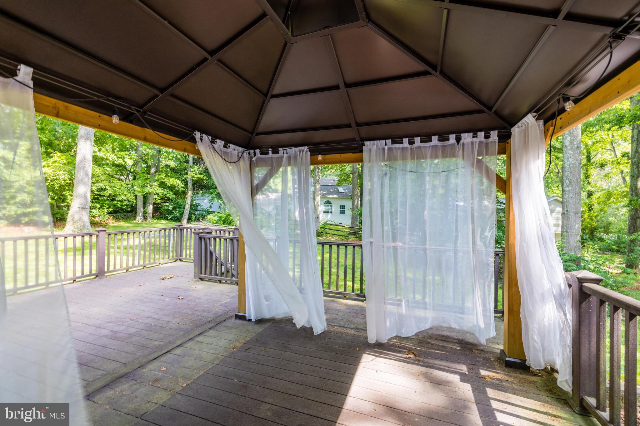 1816 Post Oak Trail Reston, VA 20191 - Photo 47 of 58