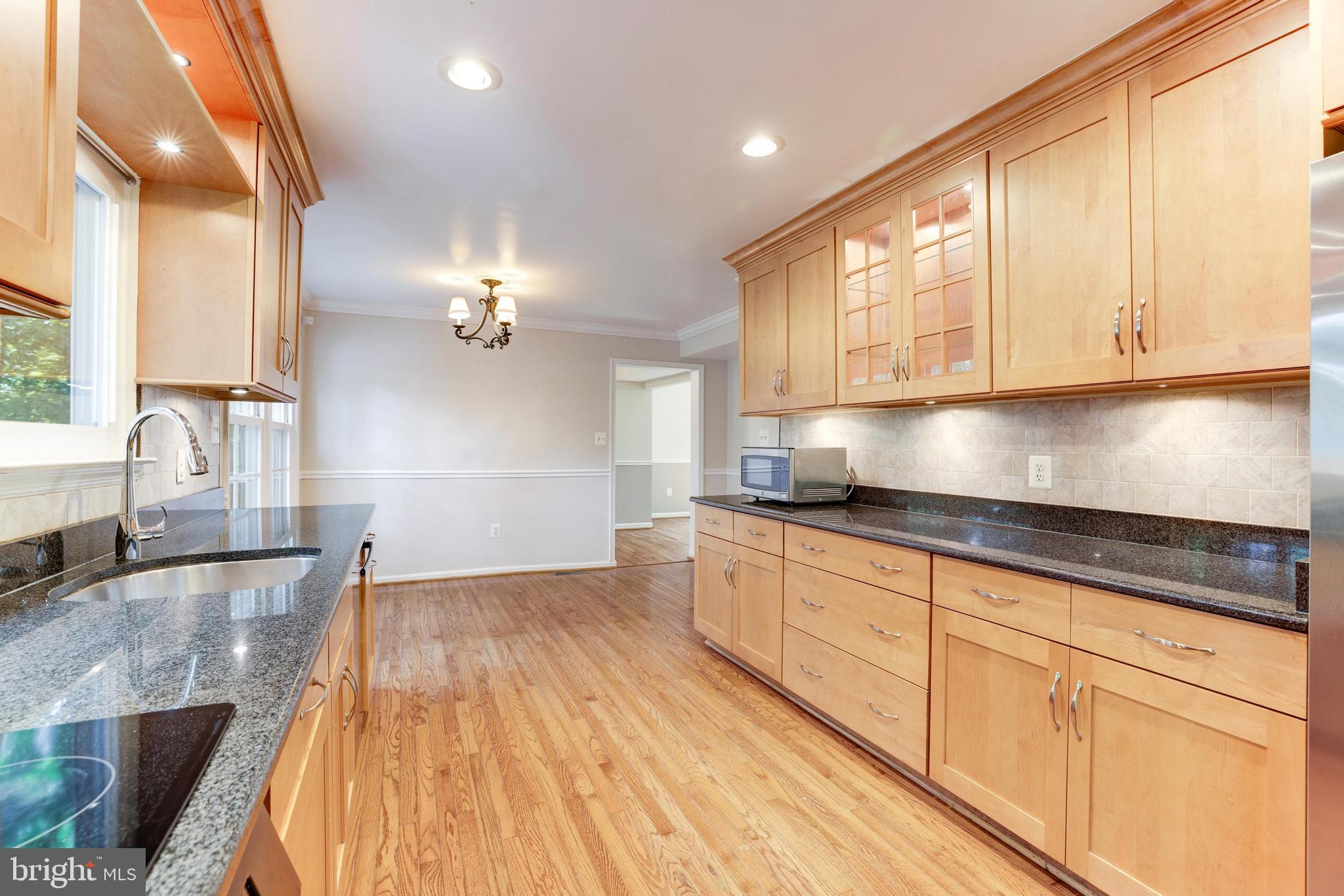 1816 Post Oak Trail Reston, VA 20191 - Photo 7 of 58 Reverse osmosis water filtration system