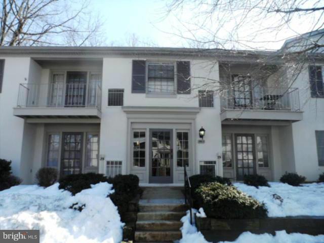 5903 Kingsford Road, Unit 382 Springfield, VA 22152 - Photo 1 of 1 Exterior (Front)
