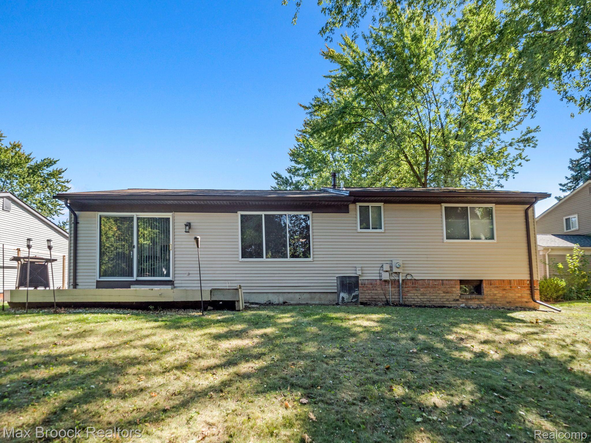 740 Dressler Lane Rochester, MI 48307 - Photo 28 of 30 Gallery Image 28