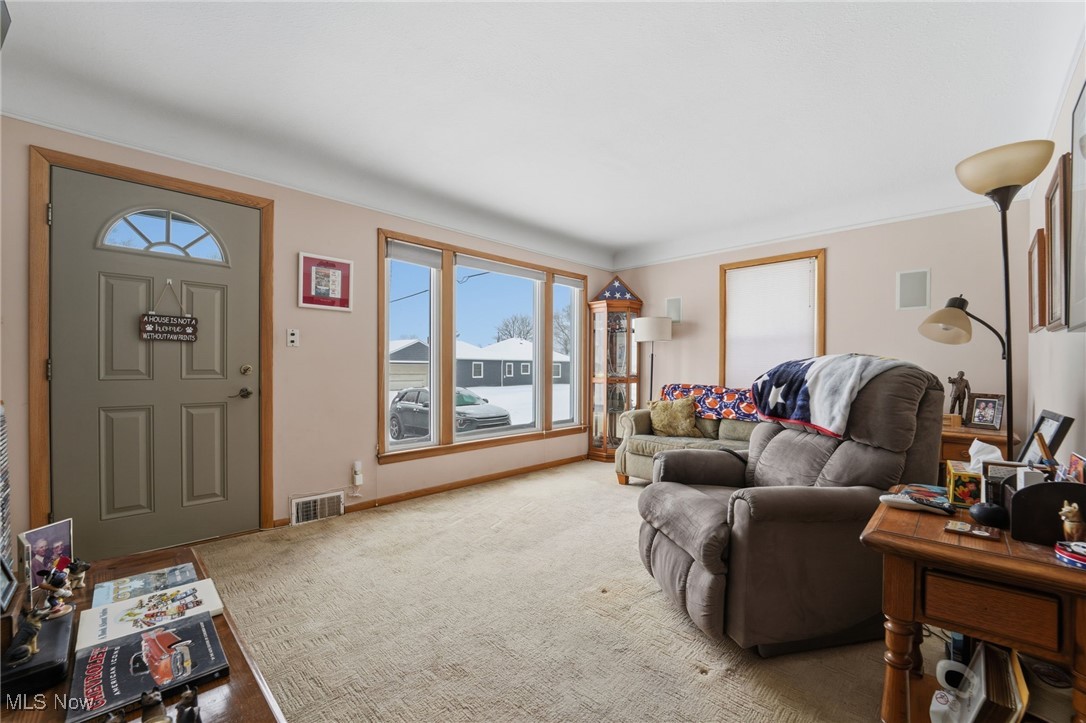 32118 Pendley Road Willowick, OH 44095 - Photo 4 of 34