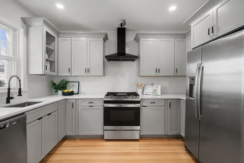 $849,000 | 29 St Andrew Road, Unit 1, Boston, MA 02128