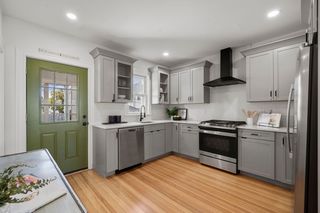 29 St Andrew Road, Unit 1 Boston, MA 02128 - Photo 3 of 29