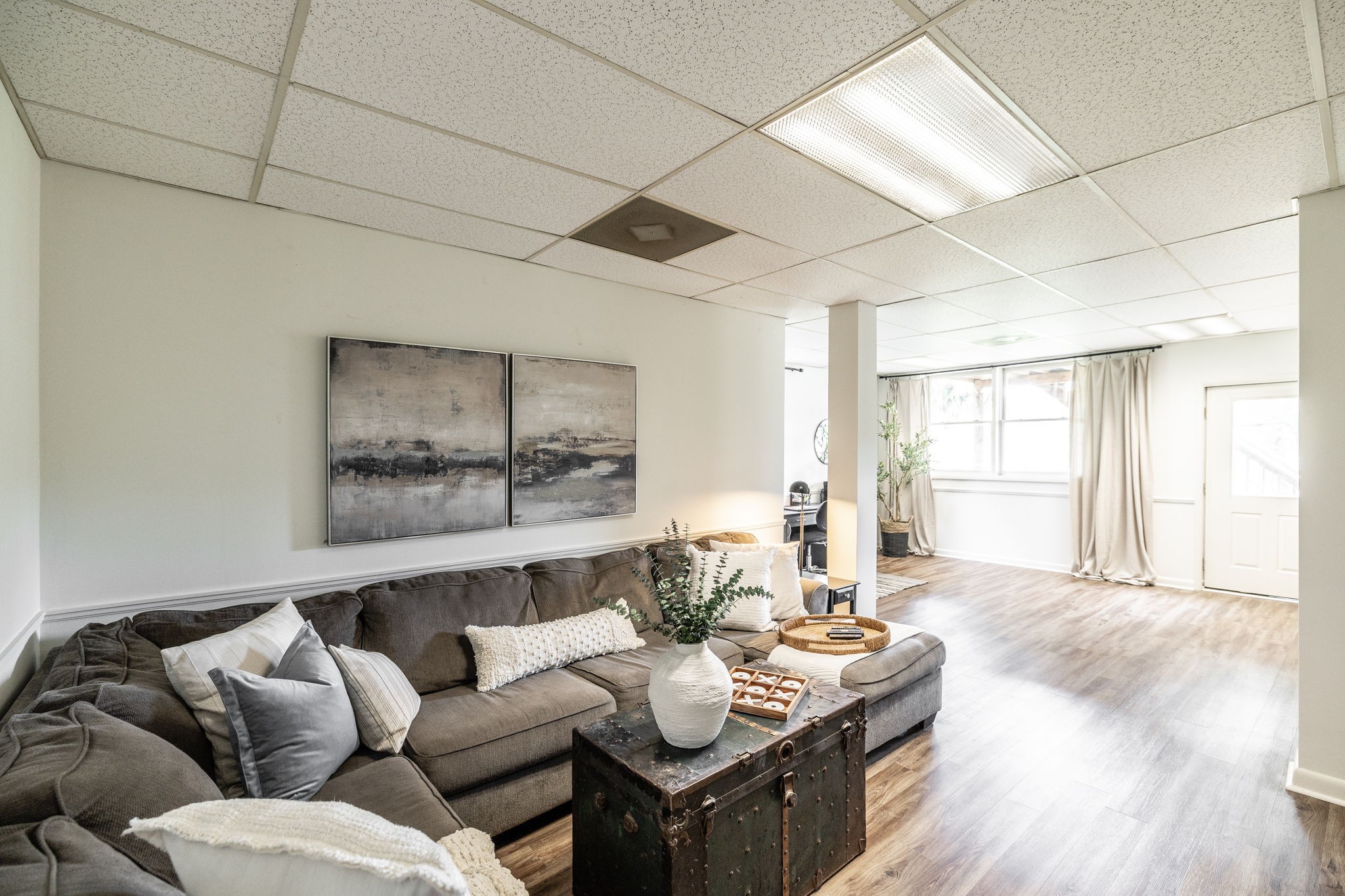405 Timberlake Drive Springfield, TN 37172 - Photo 33 of 46 a living room with furniture wooden floor and a large window