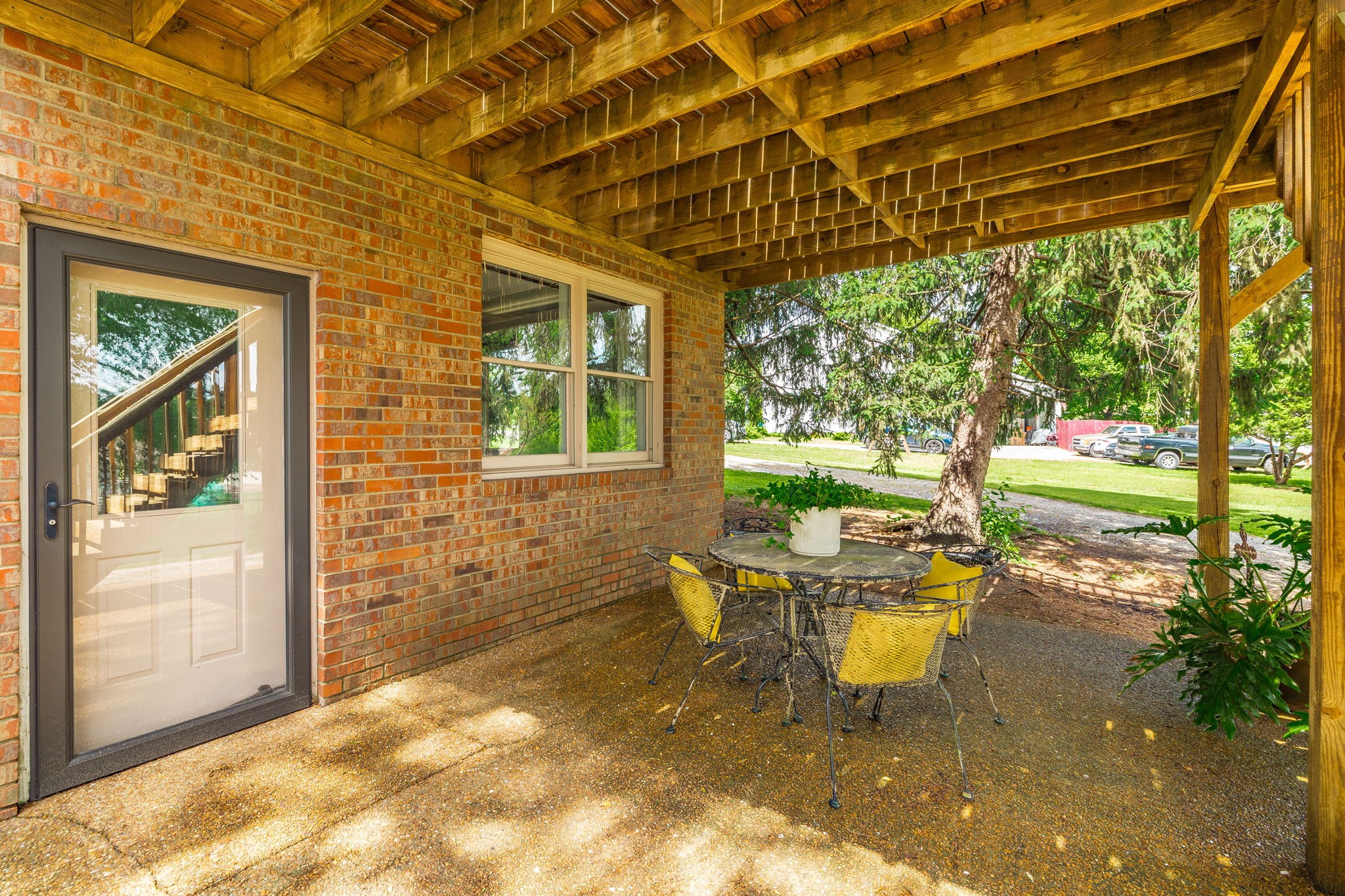 405 Timberlake Drive Springfield, TN 37172 - Photo 10 of 46 a building outdoor space with patio furniture and garden view