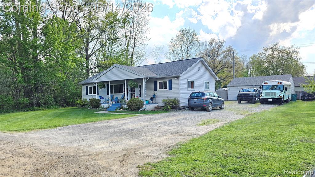 21240 Isabelle Street Romulus, MI 48174 - Photo 3 of 35