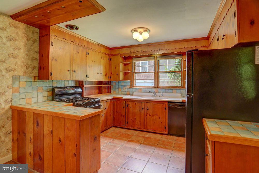 338 Abbeyville Road Lancaster, PA 17603 - Photo 11 of 34 Gallery Image 11