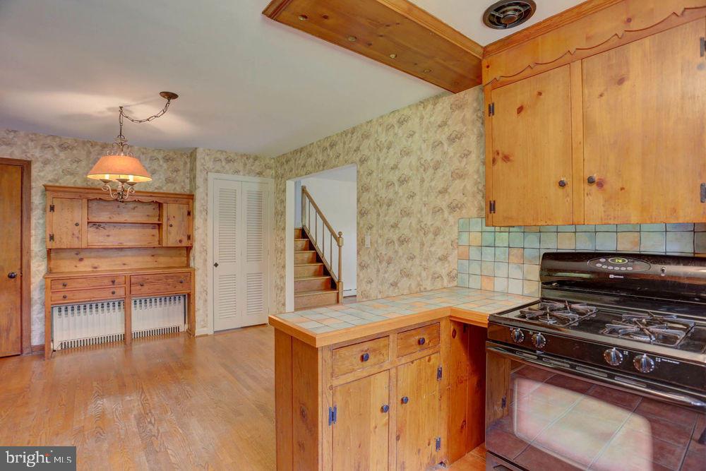 338 Abbeyville Road Lancaster, PA 17603 - Photo 7 of 34 Gallery Image 7