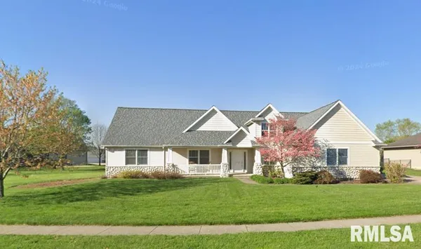$370,000 | 407 Burberry Lane, Rochester, IL 62563