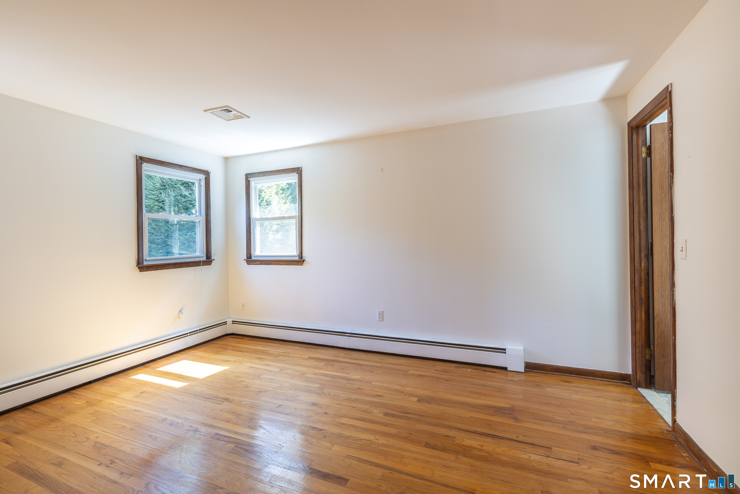 121 Longfellow Road Shelton, CT 06484 - Photo 15 of 37 Gallery Image 15