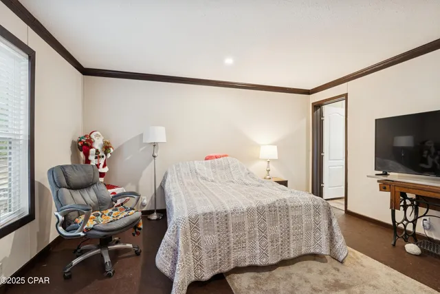 $220,000 | 214 Lakepoint Road, Alford, FL 32420