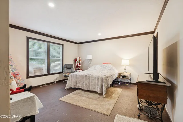 $220,000 | 214 Lakepoint Road, Alford, FL 32420