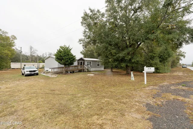 $220,000 | 214 Lakepoint Road, Alford, FL 32420
