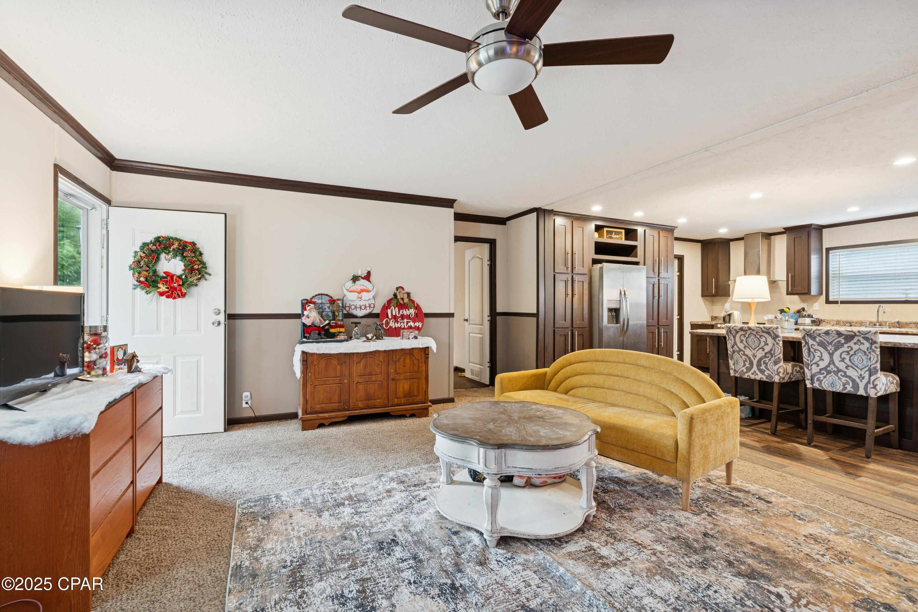 214 Lakepoint Road Alford, FL 32420 - Photo 5 of 40