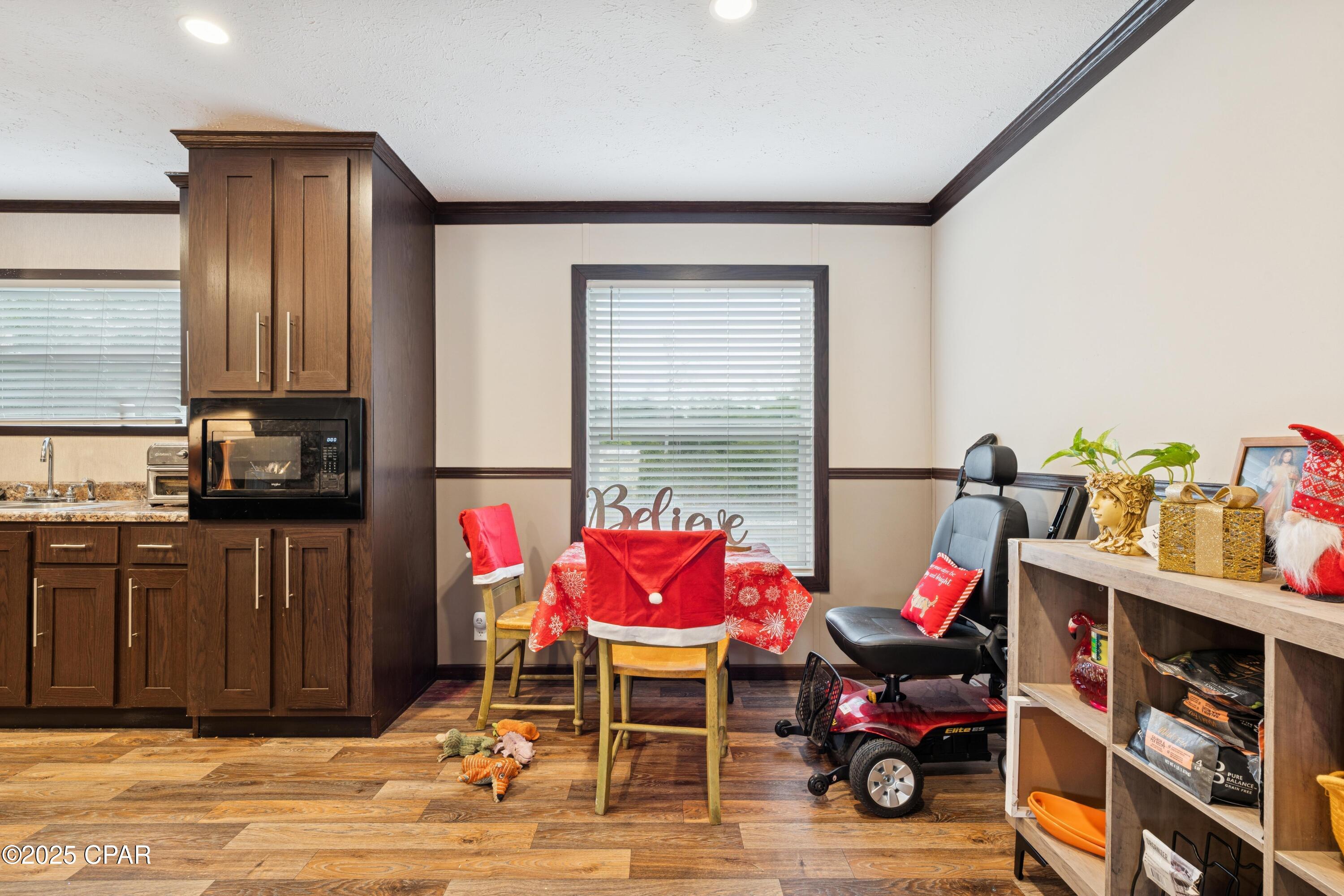 214 Lakepoint Road Alford, FL 32420 - Photo 10 of 40