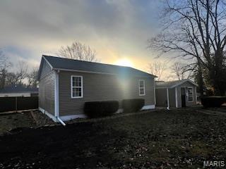 227 North Douglas Street Hillsboro, IL 62049 - Photo 3 of 30