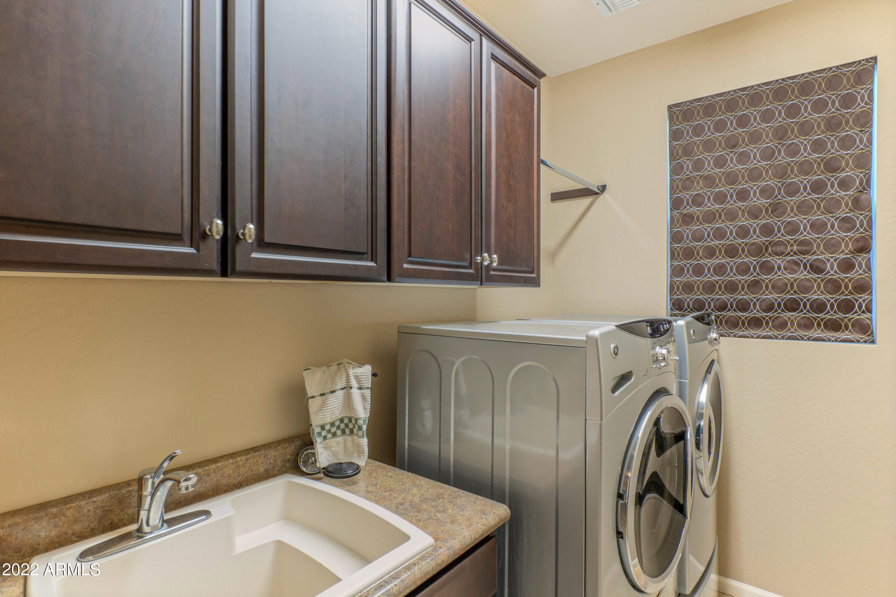 16492 West Berkeley Road Goodyear, AZ 85395 - Photo 24 of 29 Laundry room