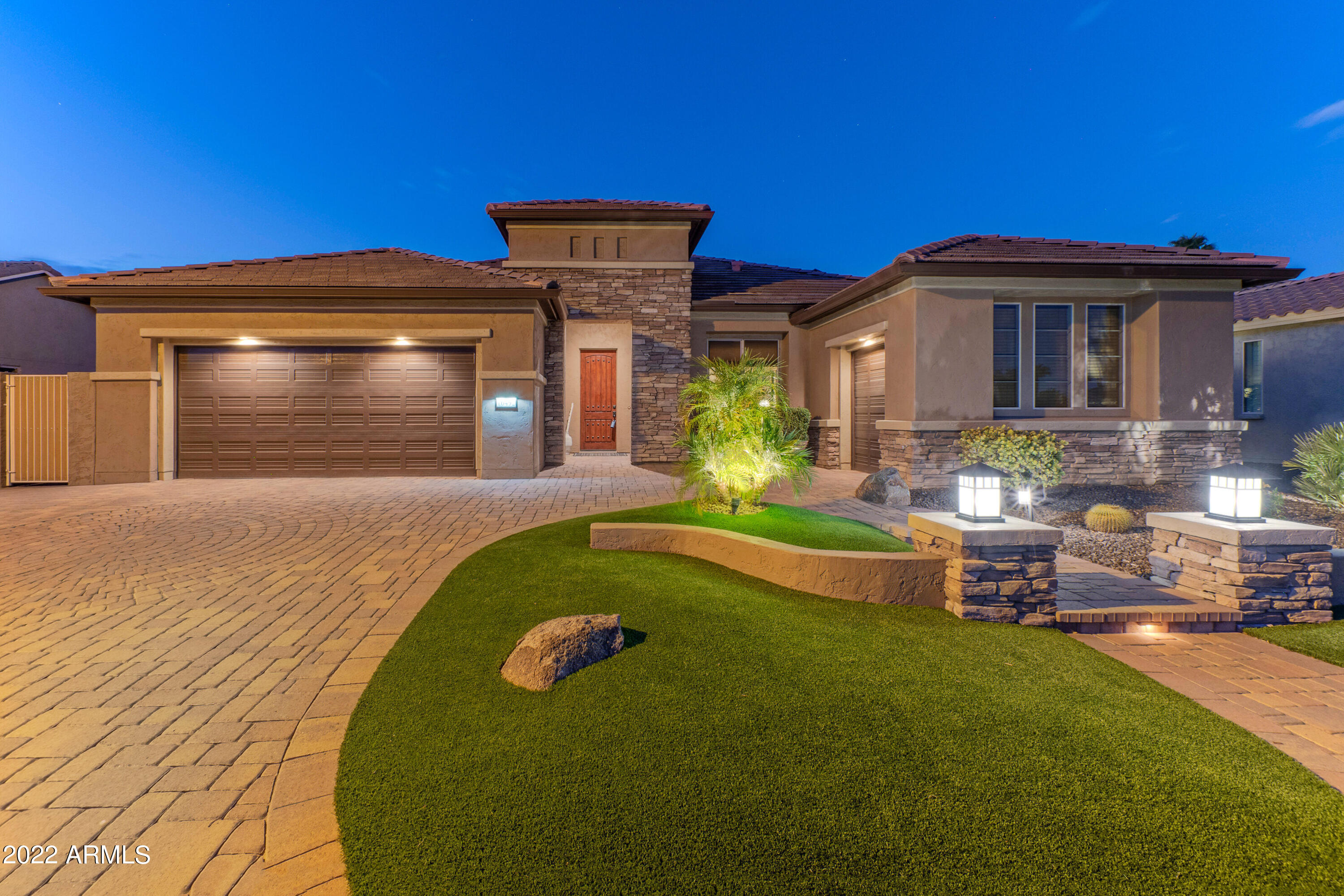 16492 West Berkeley Road Goodyear, AZ 85395 - Photo 7 of 29 Front exterior