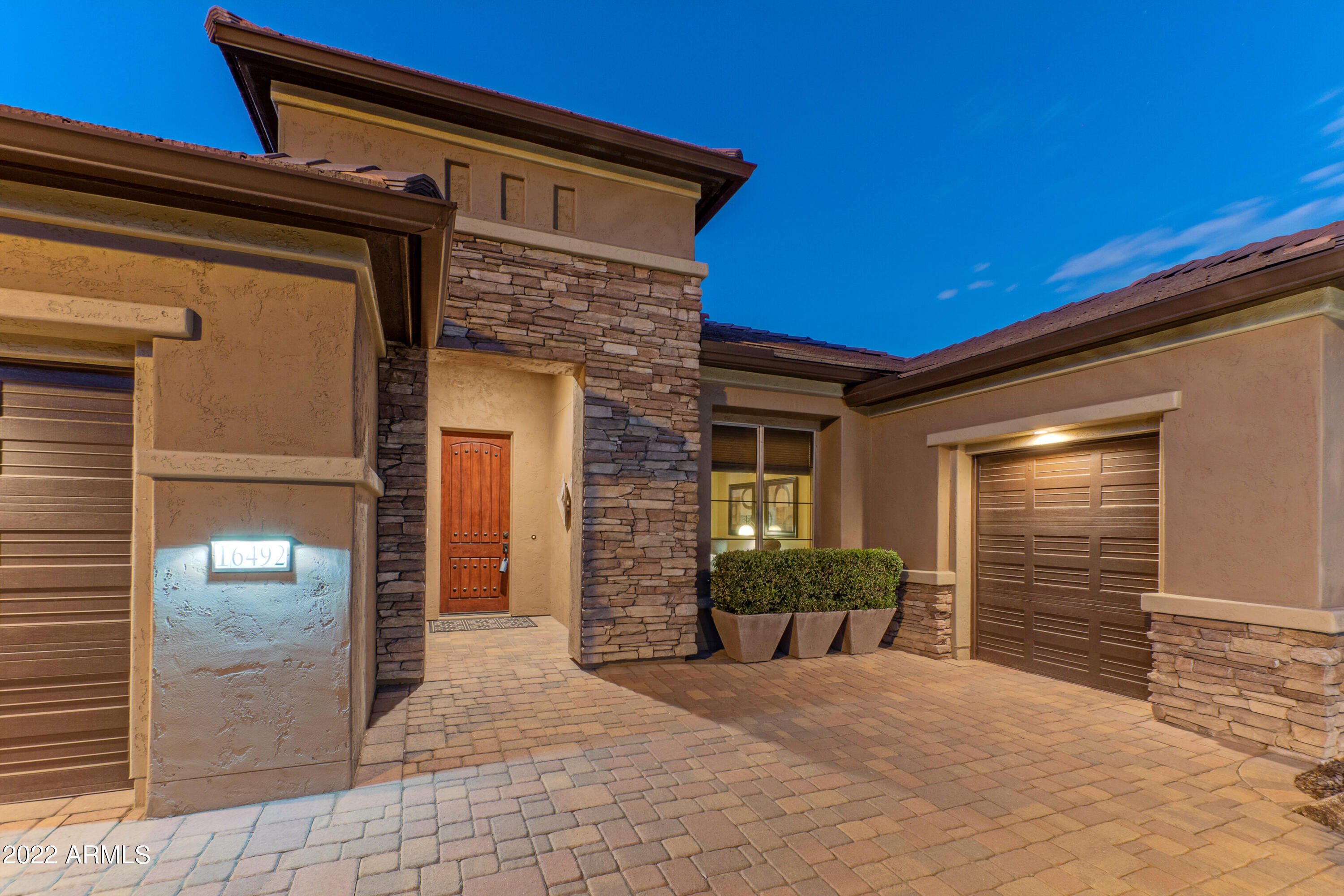 16492 West Berkeley Road Goodyear, AZ 85395 - Photo 8 of 29 16492 W-008-027-Entryway-MLS_Size