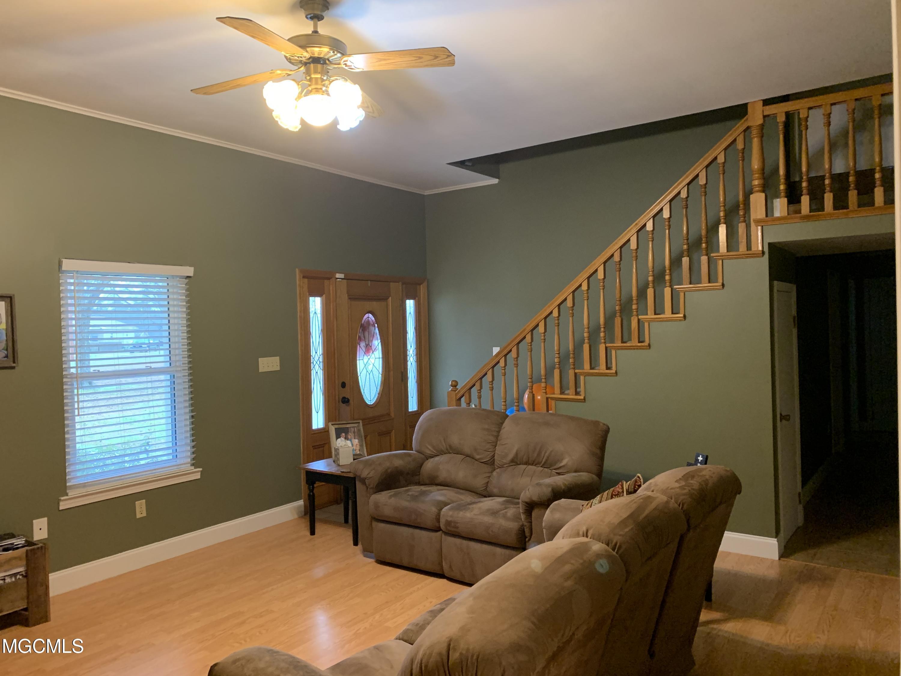 23190 Whitfield Road Picayune, MS 39466 - Photo 10 of 28 IMG_5426