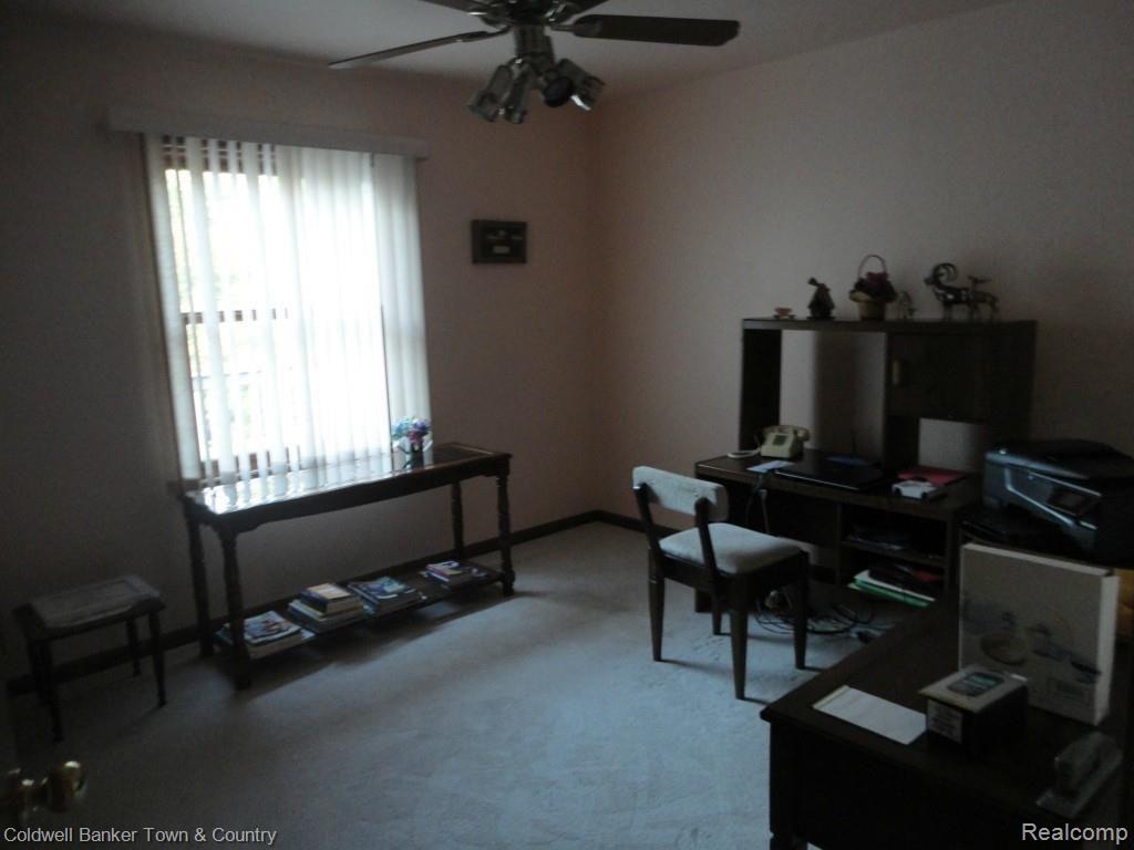 7920 North Fleming Road Howell, MI 48855 - Photo 21 of 36 Bedroom