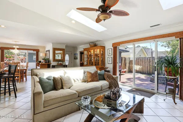 $329,900 | 143 Red Bird Lane, Hampstead, NC 28443