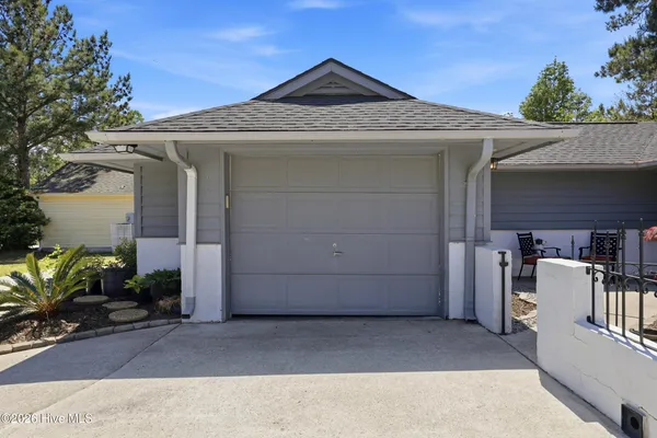$329,900 | 143 Red Bird Lane, Hampstead, NC 28443