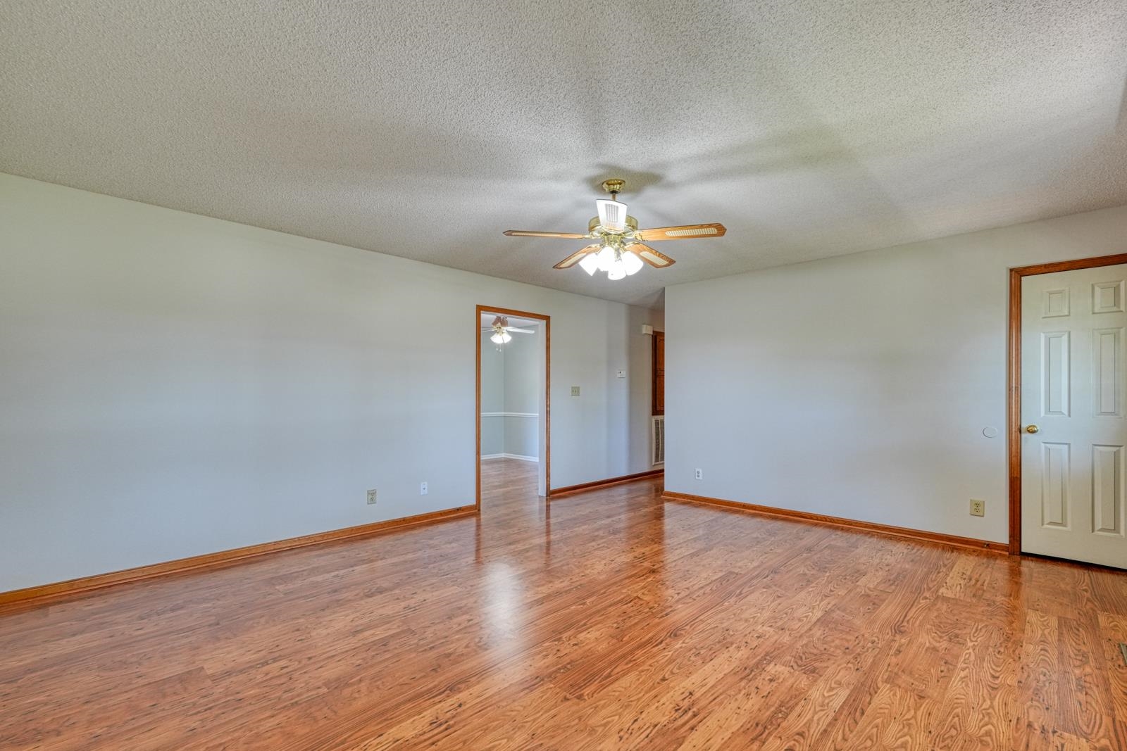 241 Mason Drive Inman, SC 29349 - Photo 7 of 36