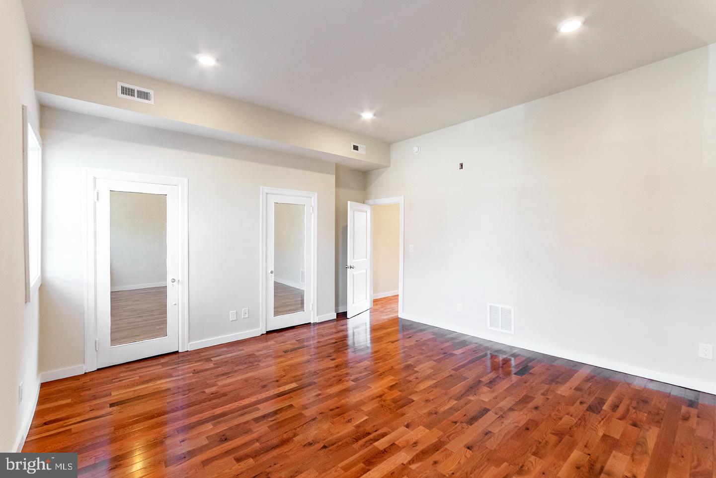 1312 South Broad Street, Unit 2 Philadelphia, PA 19146 - Photo 5 of 9