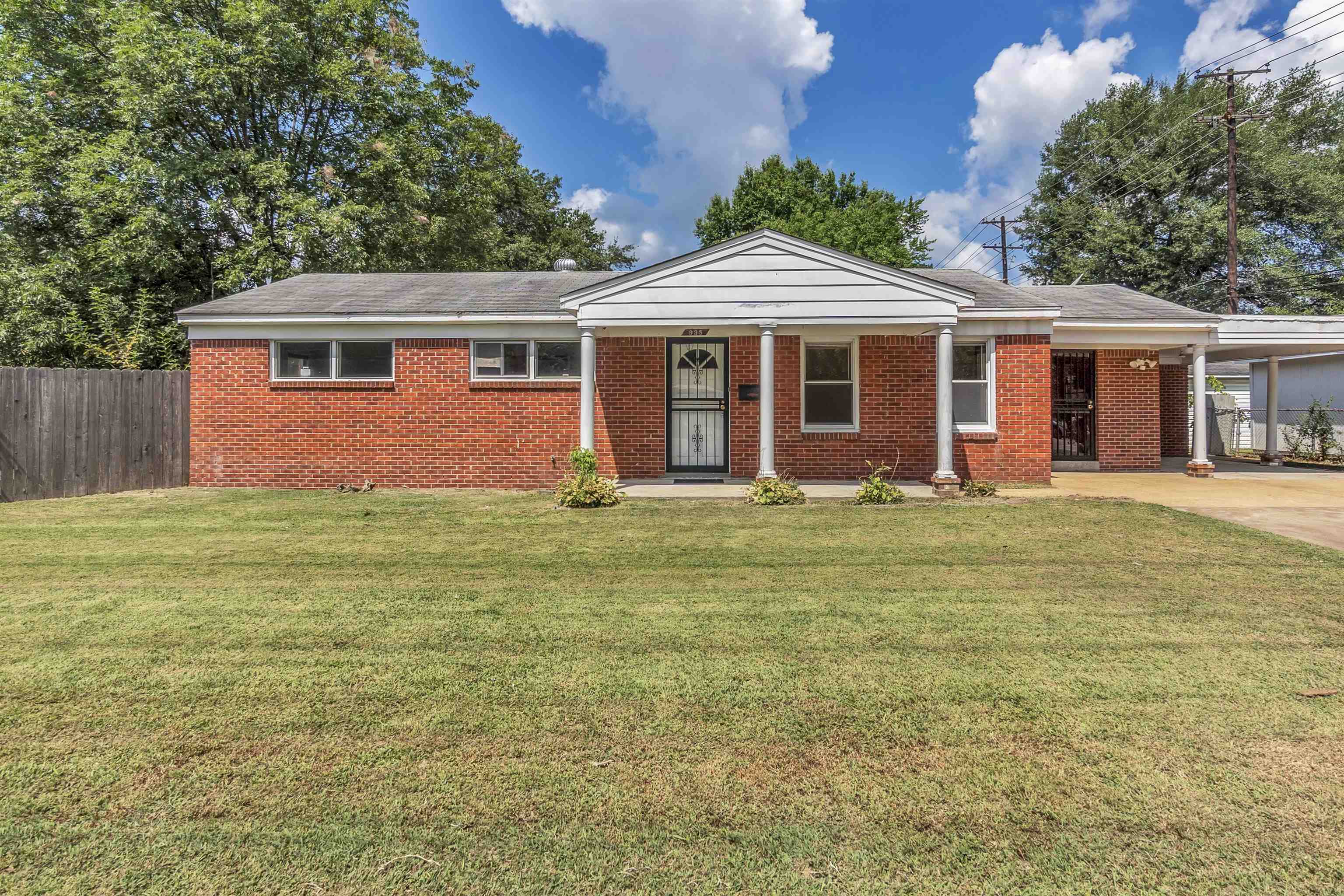935 North Mendenhall Road Memphis, TN 38122 - Photo 1 of 29 Gallery Image 1