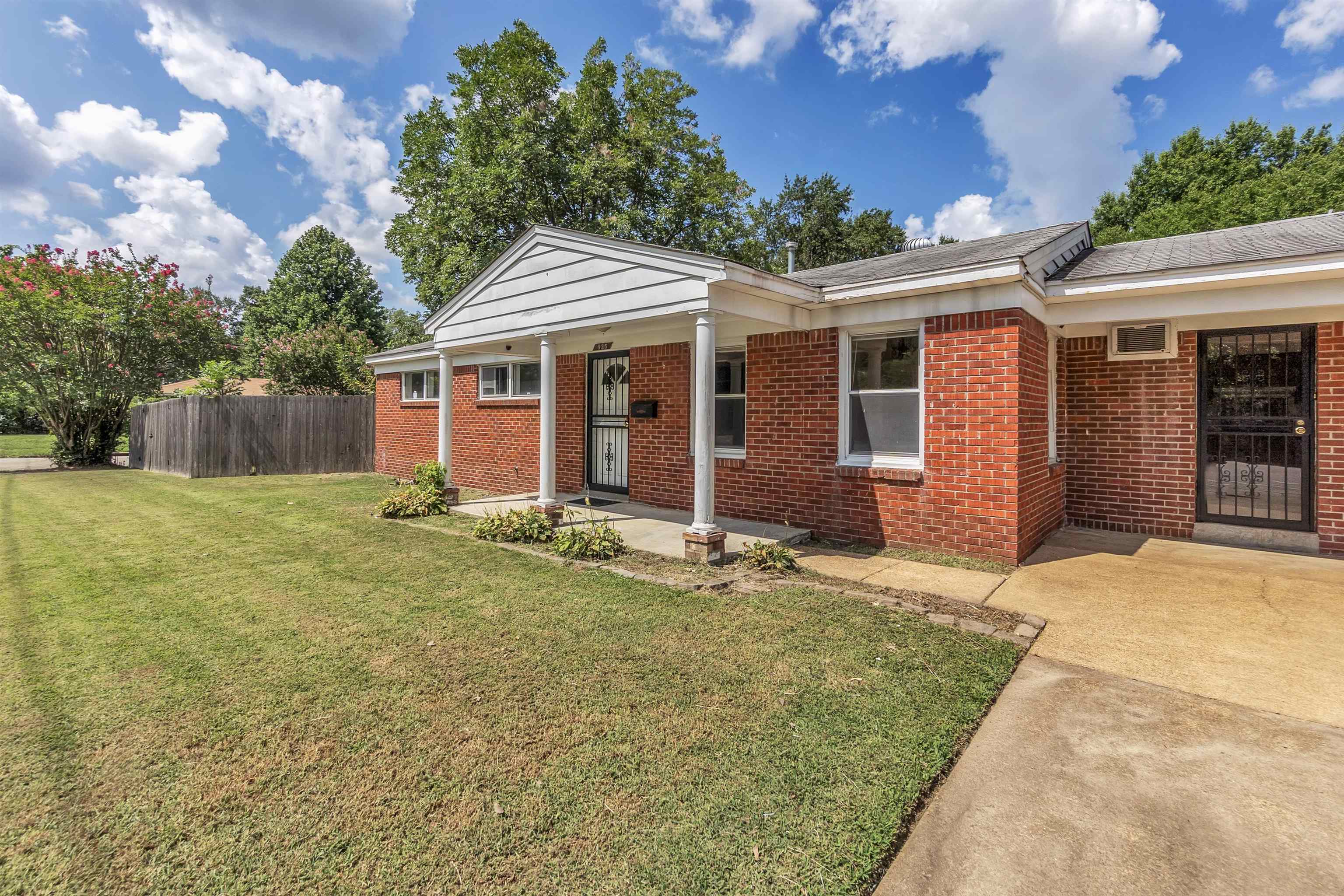 935 North Mendenhall Road Memphis, TN 38122 - Photo 6 of 29 Gallery Image 6
