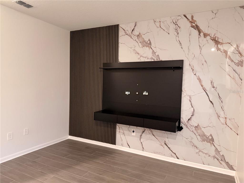 1687 Contentment Loop Kissimmee, FL 34744 - Photo 12 of 36