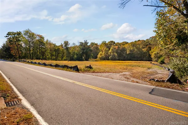 $599,999 | 192 Strawtown Road, New City, NY 10956