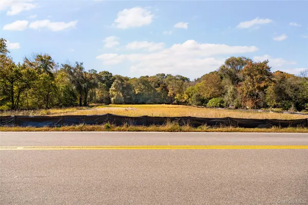 $599,999 | 192 Strawtown Road, New City, NY 10956