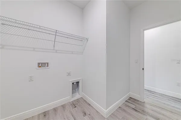 a view of utility room