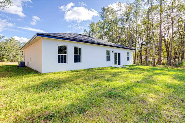 $1,950 | 10720 North Citrus Springs Boulevard, Citrus Springs, FL 34434
