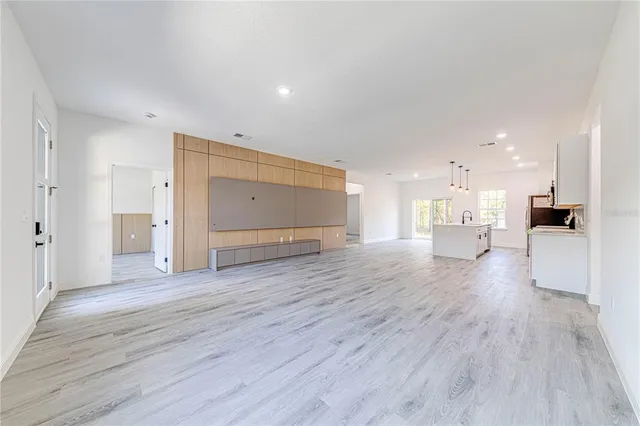 $1,950 | 10720 North Citrus Springs Boulevard, Citrus Springs, FL 34434