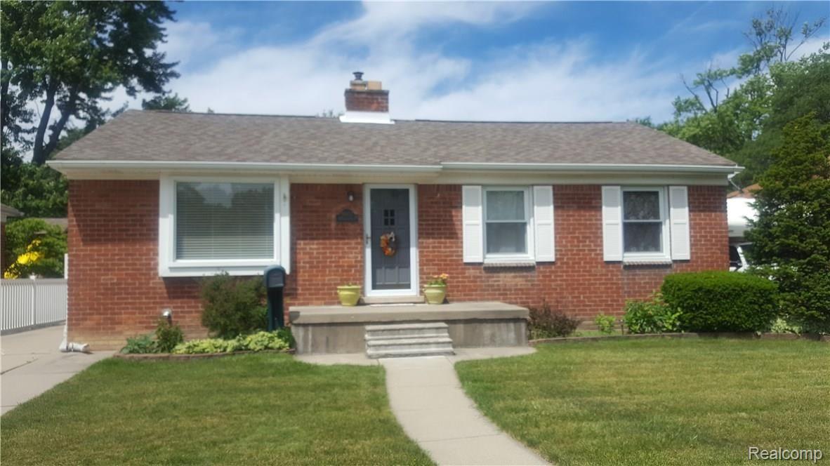 9807 Merriman Road Livonia, MI 48150 - Photo 1 of 26 20180621_115620.jpg
